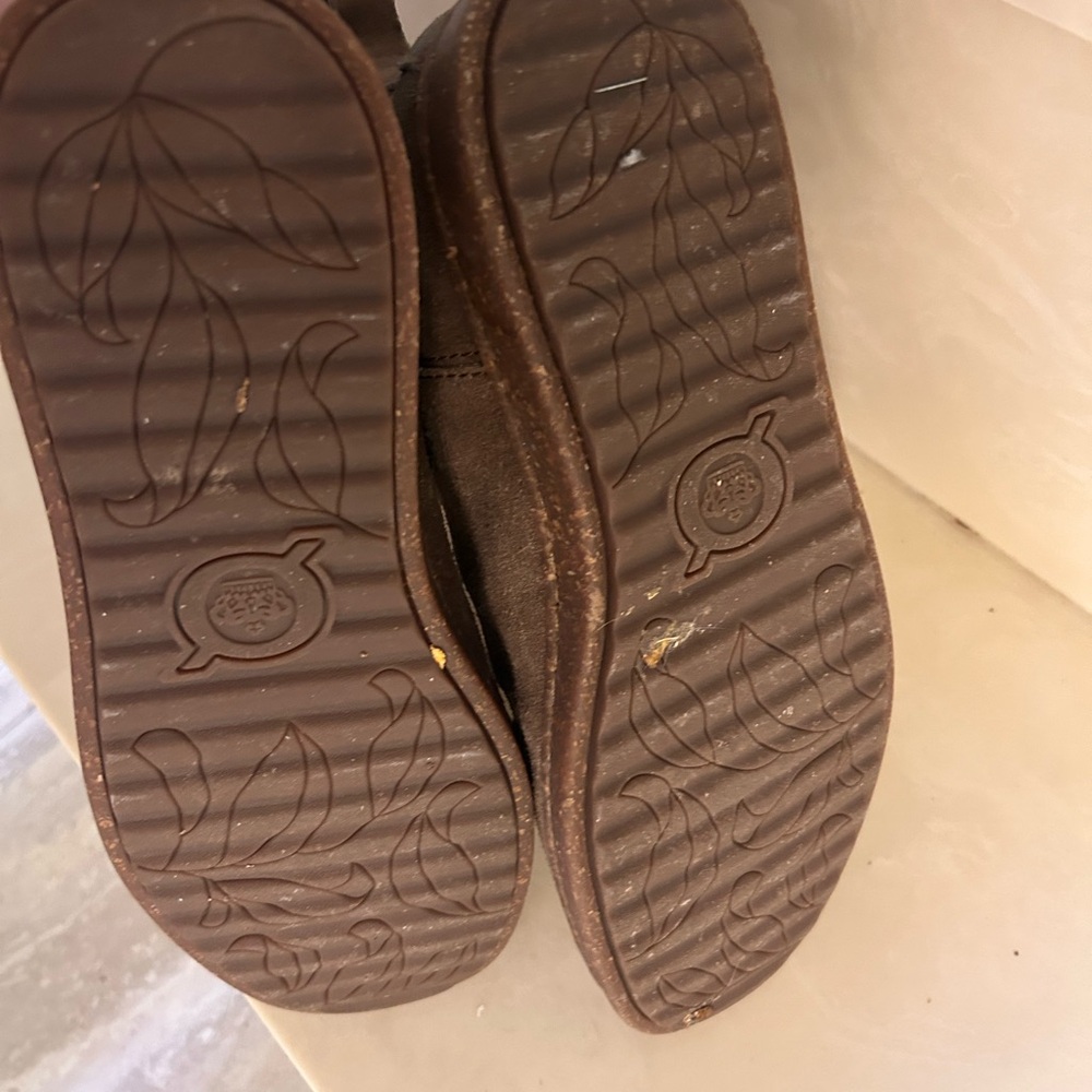 Born women’s Taupe Suede Chelsea Boots - Picture 4 of 6